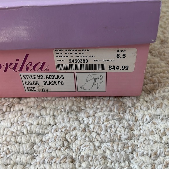 Ankle boots - Picture 4 of 4